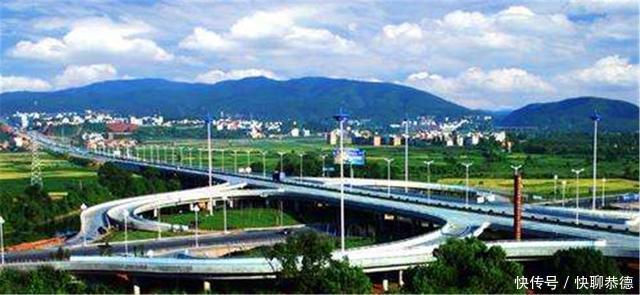 江西省最小的一个地级市，历史很悠久，经历了两次莫名其妙的改名