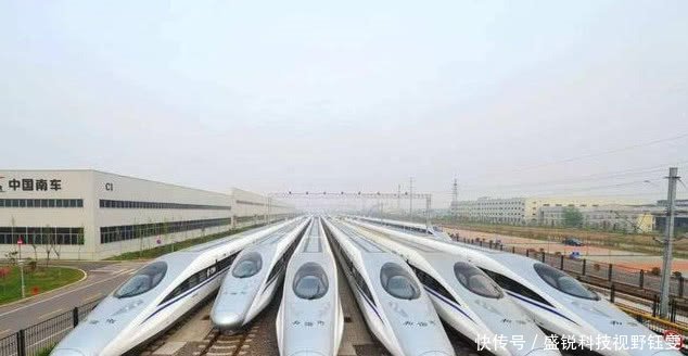  「速达」中国高铁时速达350公里，为何高压线却磨不断看完为我国