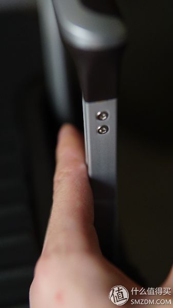 便宜量足的大容量行李箱:网易严选28寸pc铝框拉杆箱