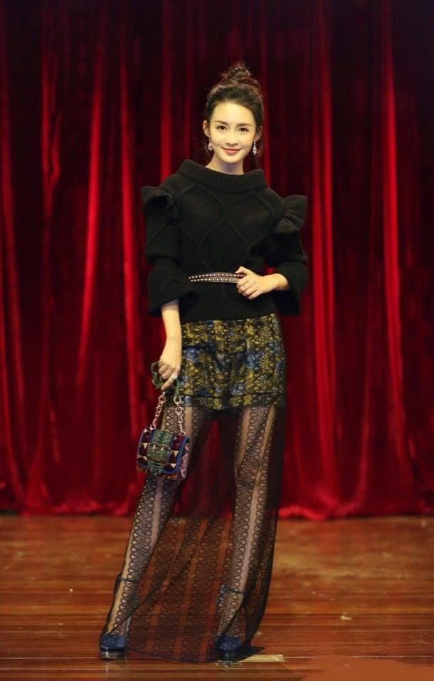 李沁真厉害，居然将渔网薄纱穿出了禁欲感，热巴看了都甘拜下风！