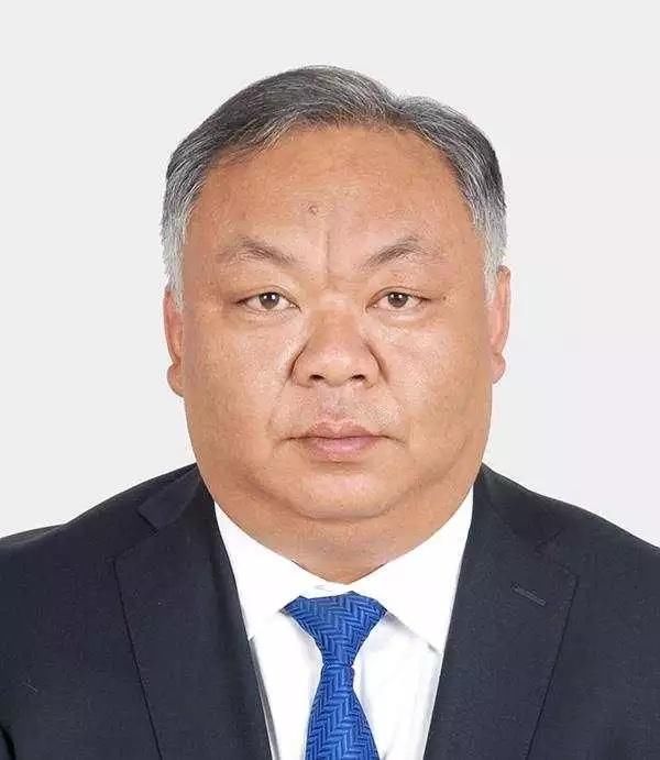 云南“80后”白发官员李忠凯升任县政协副主席