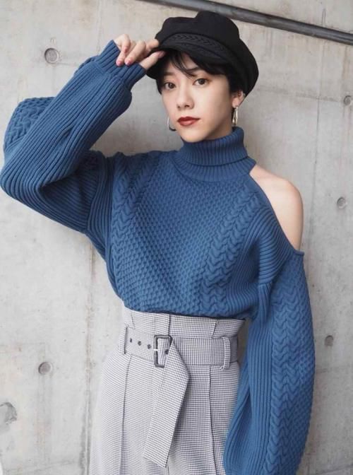 『深蓝色』学会针织衫的“3部曲”,一件就可以过完春天