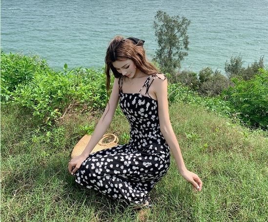  碎花：妈妈＂玩剩＂的碎花裙，竟成了90后的心头好？碎花girl准备好了吗~