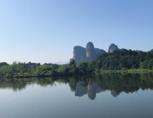 又一景区被游客“抛弃”：门票价格疯涨，从人山人海到无人问津