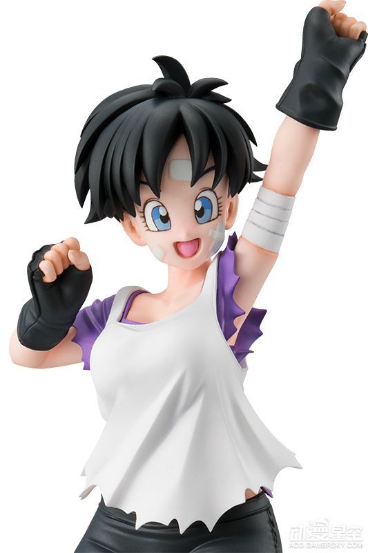 《龙珠》比迪丽手办 破洞紧身裤凸显少女傲人身材