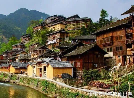 我国这个景点开始变“味”了，饭费比门票还高，你有去过？