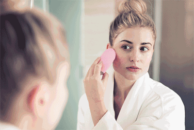 七夕攻略丨我们调查了近2000个人，原来七夕礼物该送这些!