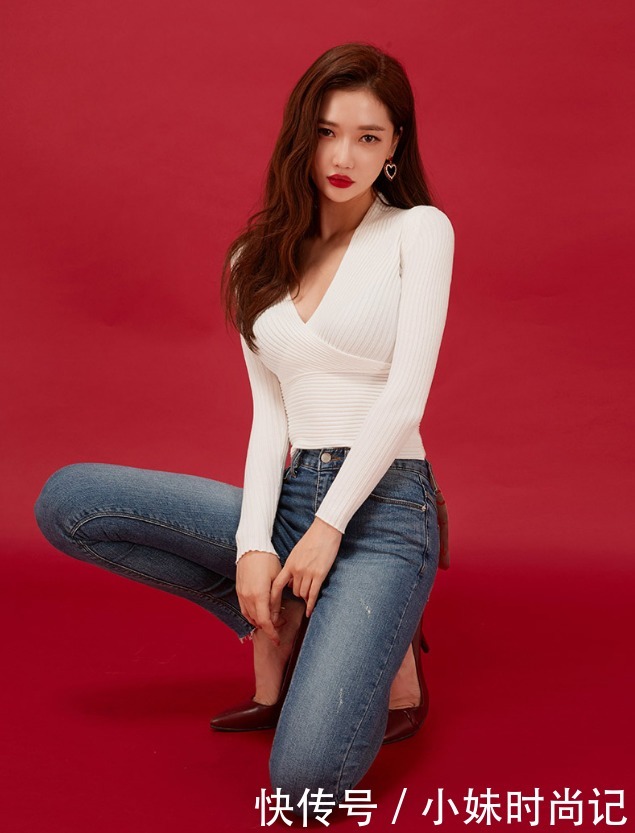 款式|简单款式的衣服, 却搭配出别样的风情