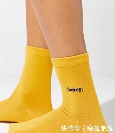  单品■让人欲罢不能的彩色单品，你穿对了吗？