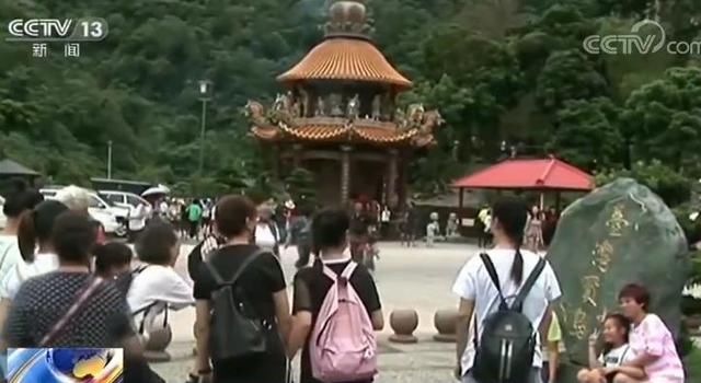 赴台大陆游客锐减 游览车业者车辆从高峰128辆到现在仅剩1辆