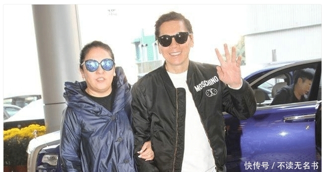 向华强有4辆顶级豪车,香港2辆,北京2辆,最贵的