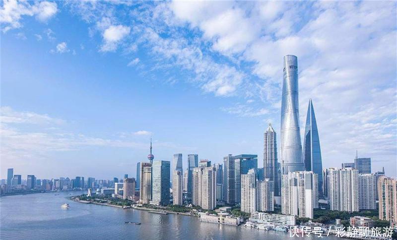 300亿建武汉最高楼，跻身华东巅峰，因降高憾别世界第四高楼