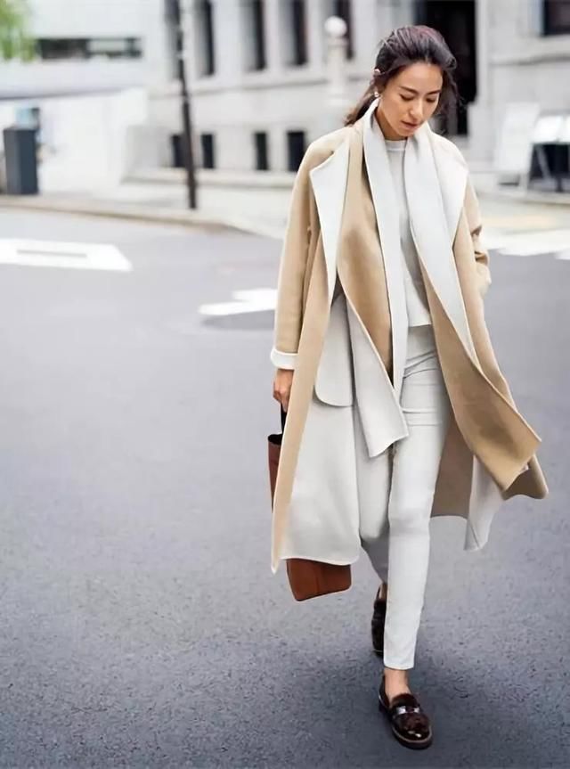 日本OL小姐姐超有气质的秋季白色穿搭，是时候学一下了！