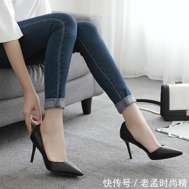 『女人味』最近很火的猫跟鞋,显腿细到让人尖叫,穿上尽显时尚女人味!