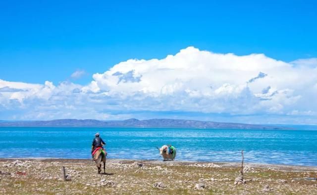 喜欢自驾吗？这十条线路你一定有喜欢的