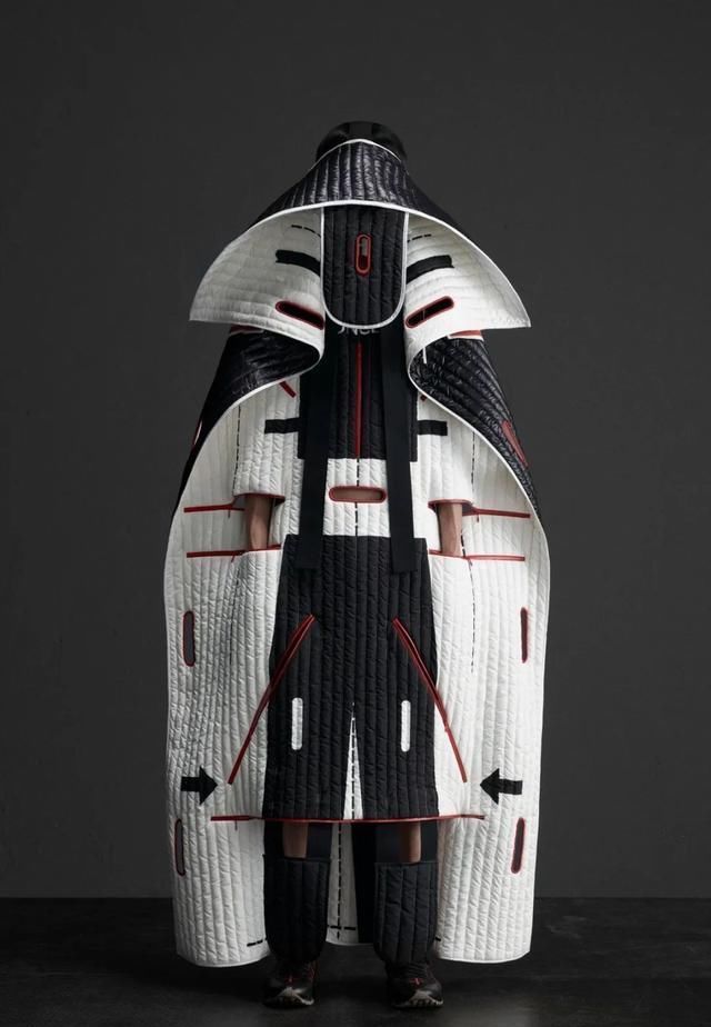 设计师@2020秋冬 Genius 系列：多个天才设计师的合作系列，MONCLER