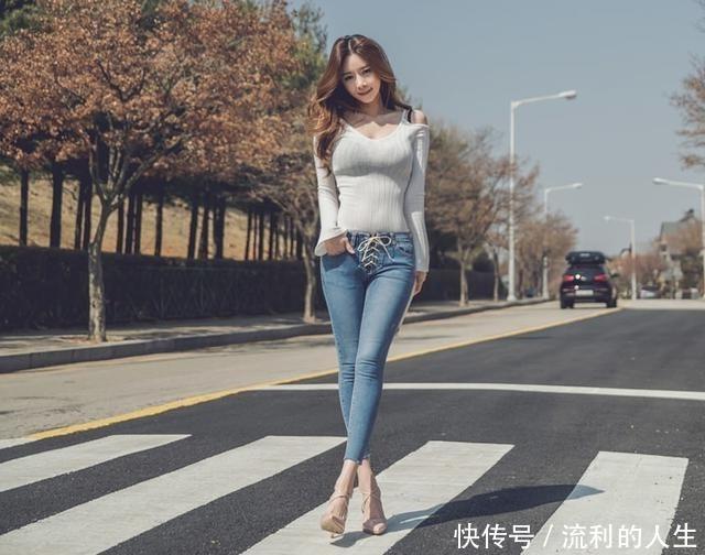 喜欢夏装喜欢夏季的美丽, 喜欢紧身裤多一点还是短裤多一点?