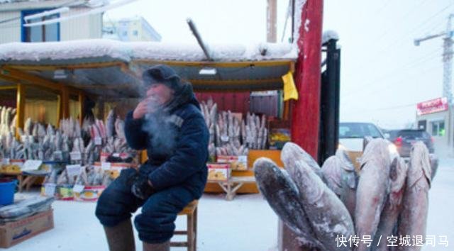 此地比我国面积还大300万, 但是人口为何才4000万