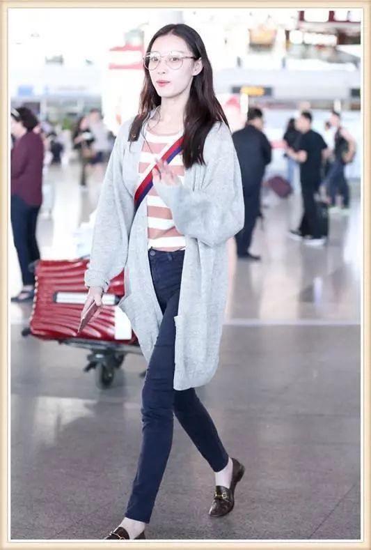 倪妮啊倪妮!你这样穿短裤，简直不给我等小个子女生留活路啊!