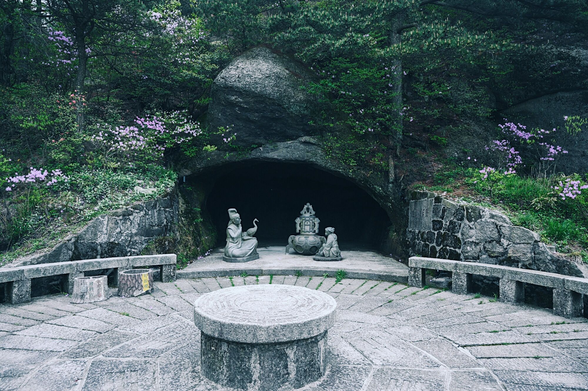走进北纬30°的天柱山，一处风光秀丽又神秘的地方