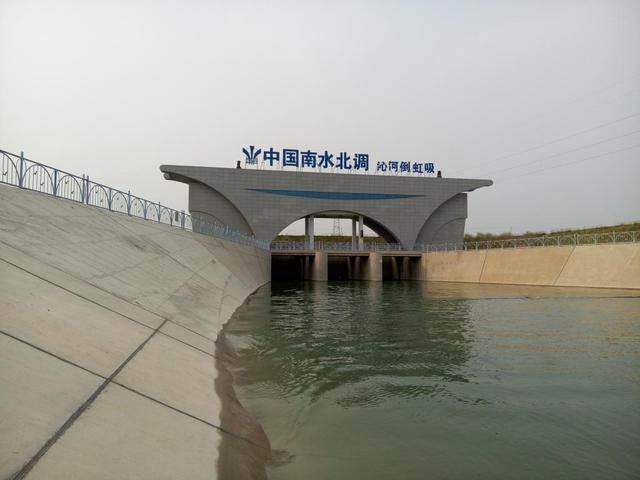  「南水北调」假如将黄河水引入到罗布泊，让沙漠变绿洲，最大的