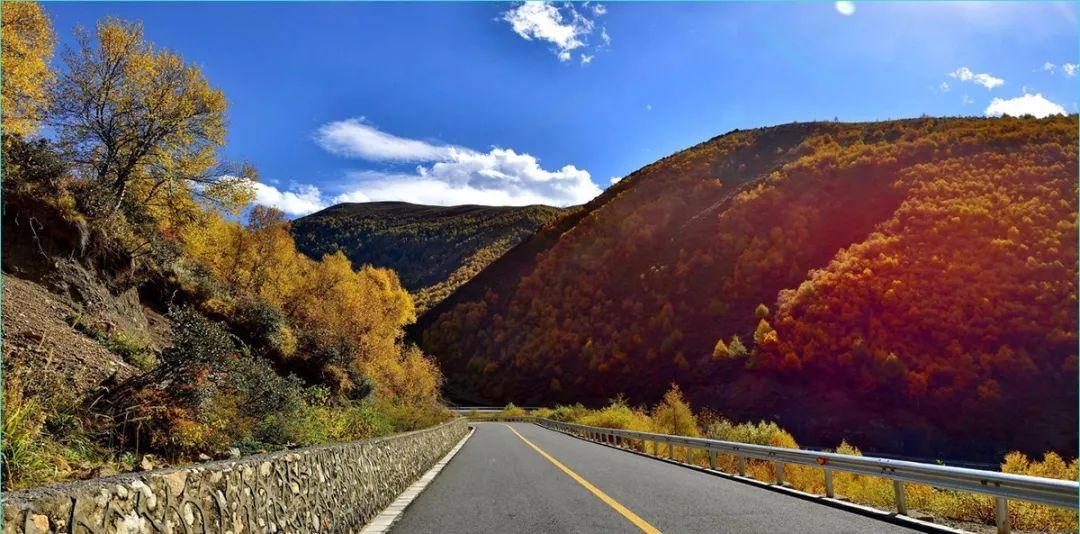 它只是川西的一个小镇!论美却惊艳整个四川!