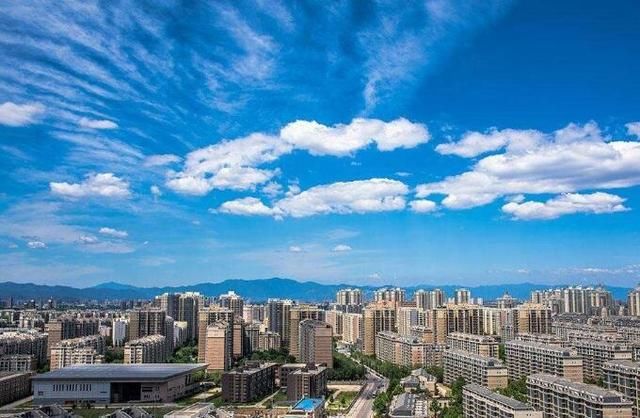  医疗队：兰美美早报丨食安兰州、蓝天保卫战、稳就业……让我们一起进入4月16日