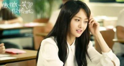 《微微一笑很倾城》中郑爽全程戴假发,无人知晓,最后一张露馅了