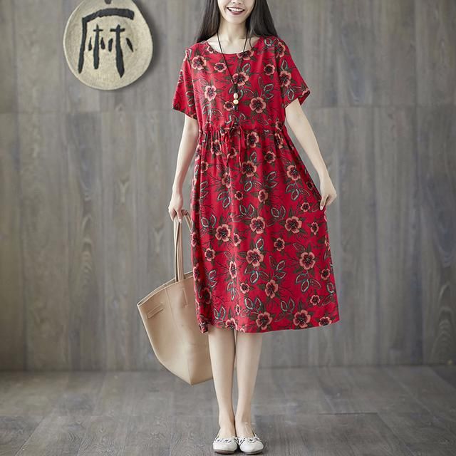 聪明女人三伏天这样穿，美得与众不同，穿出满满的东方女人味