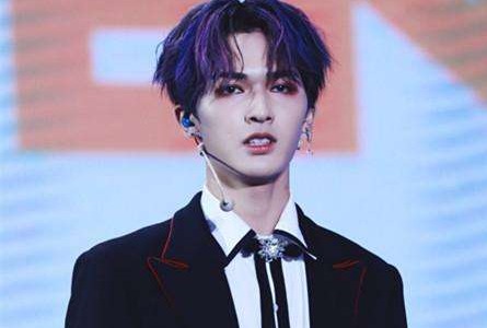 眼妆画到模糊性别，黄子韬为代表的男明星们中了什么毒？