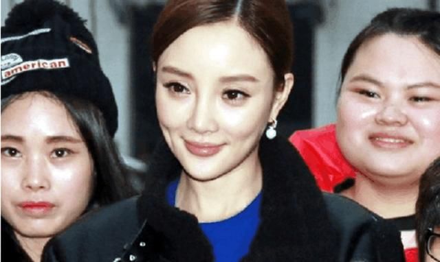 李小璐事件升级，内部人员再爆猛料，王思聪的回应亮了