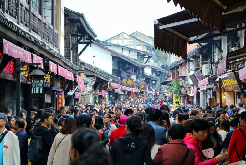 中国最新堵城排名：重庆第一，广深没上榜，为何东北此城也上榜？