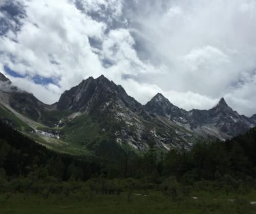 四川最美的景点，风景如画令人陶醉，还有着“小九寨”之称