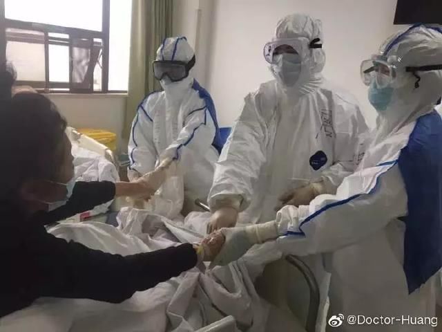 同院@武汉同院医生发长文怒斥谣言，有人抹黑上海援鄂医护人员