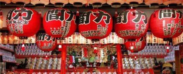 在日本旅游这些纪念品即使再精致，为何中国游客也不买