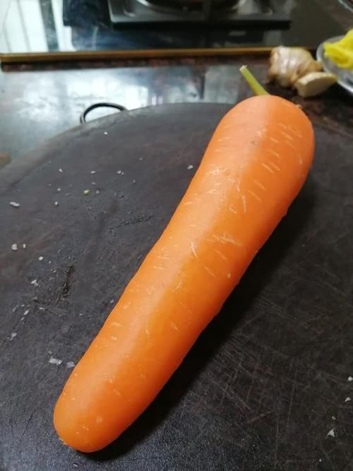 『食物』12种补水食物,吃完皮肤不干燥,连护肤品都省一大半,排除废物