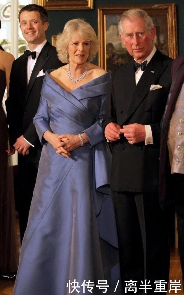 [气质]能让查尔斯痴迷的卡米拉也是有点料的，撞衫戴安娜小黑裙不输气质