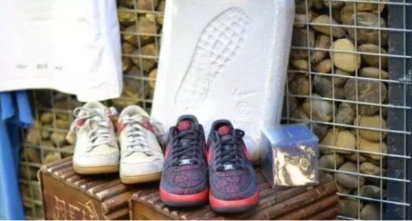 陈冠希在巴黎“摆摊”，用15年时间证明made in China是一种骄傲!