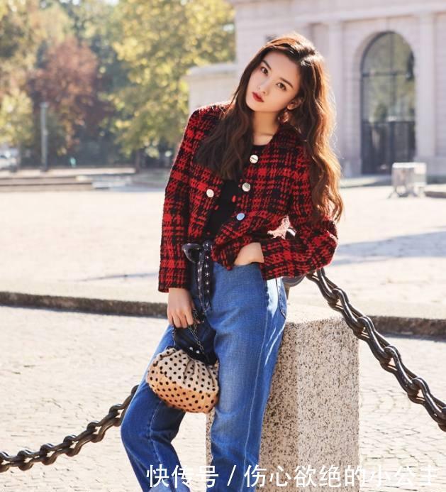 宋祖儿太大胆了!裙子直接破了,网友： 关晓彤都没你敢穿