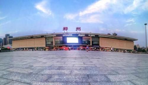  #任一#中国最牛气的火车站，可以到达任一省会城市，且不需要转