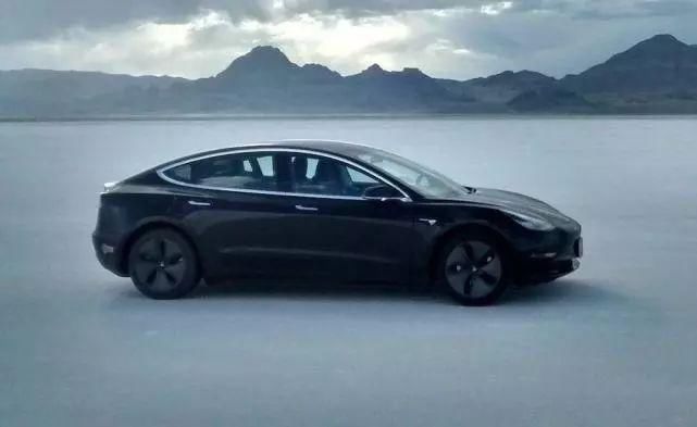 “叛徒”推特爆猛料--有批 Model 3 用了坏电池，若属实则为特斯
