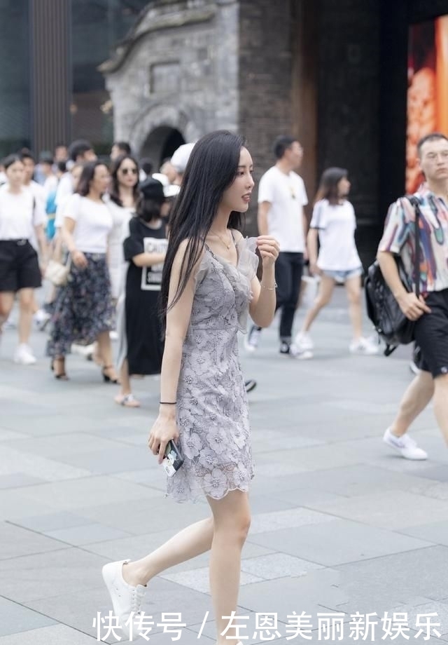【日常】春天别放弃连衣裙!这几款还能穿出新意,日常又有女神范十足