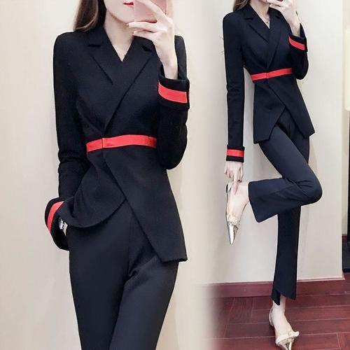 秋天凉，老婆把连衣裙全扔了!这套装一下买5件，美的哪像50岁