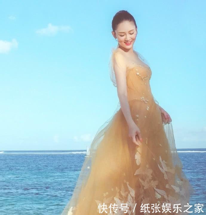 陈乔恩瘦了20斤不止, 露背波点裙穿出仙女感, 38岁秒变18岁!
