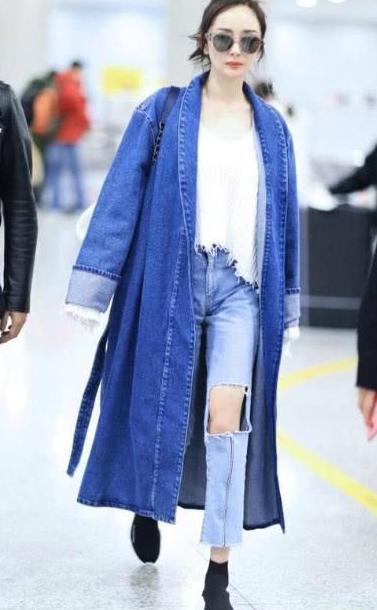 33岁杨幂与41岁陈数同穿牛仔裤 网友：终于明白什么叫气质了