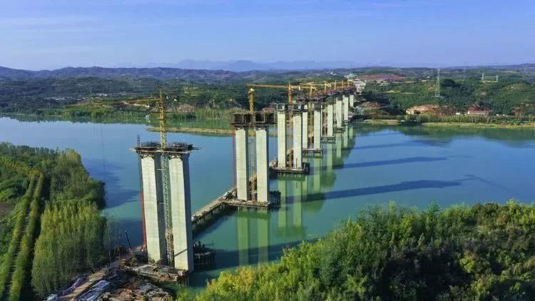  [一桥]一桥飞架黄河南北，天堑将变通途！