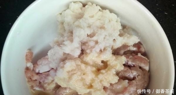 【阿胶】它是“穷人的阿胶”,姑姑1周吃3次,气血双补,45岁不显老