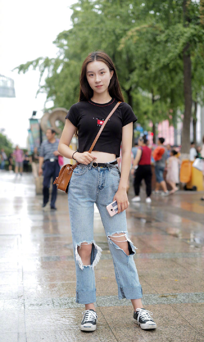 六款高贵气质的穿搭技巧，展示出国际女神范儿!