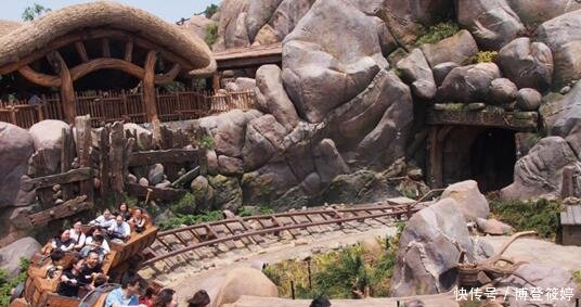 最霸道的景点，禁止游客携带食物，一根棒棒糖要15，连饭都吃不起