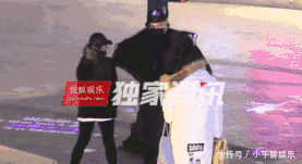 何洁旧事重提,否认婚内出轨,这一波捆绑前夫消费真不聪明!